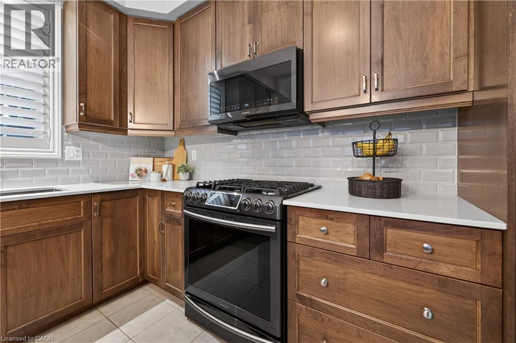 4054 Thomas Street, Beamsville, Ontario  L3J 0S5 - Photo 9 - 40809855