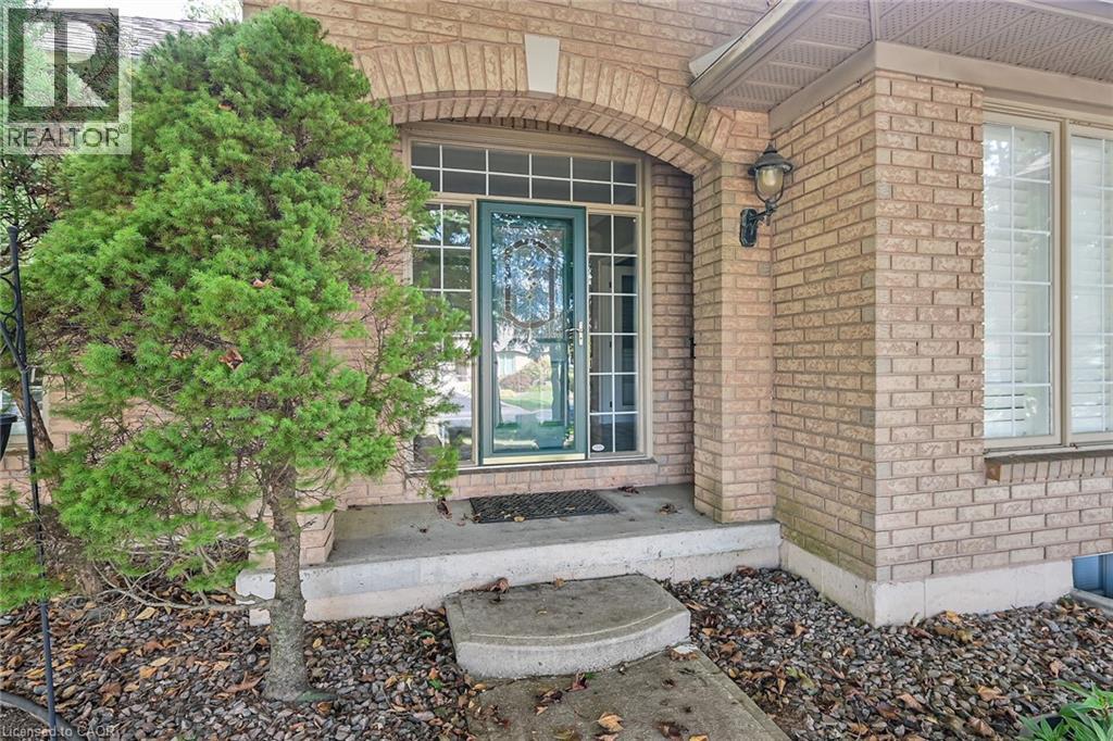 223 Greenbriar Road, Ancaster, Ontario  L9G 3V9 - Photo 3 - 40809284