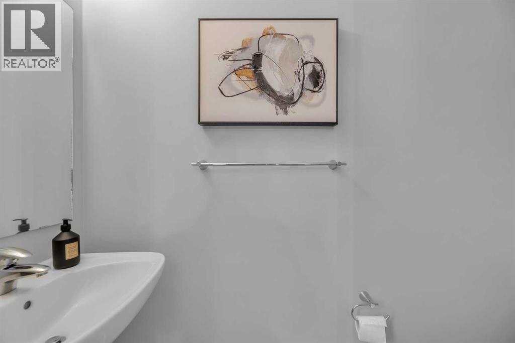 1121 Chinook Gate Bay Sw, Airdrie, Alberta  T4B 5J1 - Photo 22 - A2269091