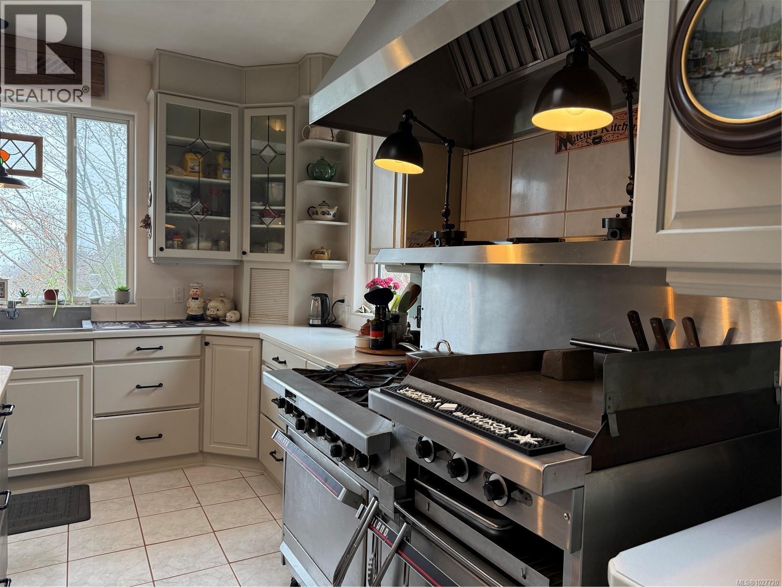 7640 Eagle Cres W, Port Hardy, British Columbia  V0N 2P0 - Photo 6 - 1027720