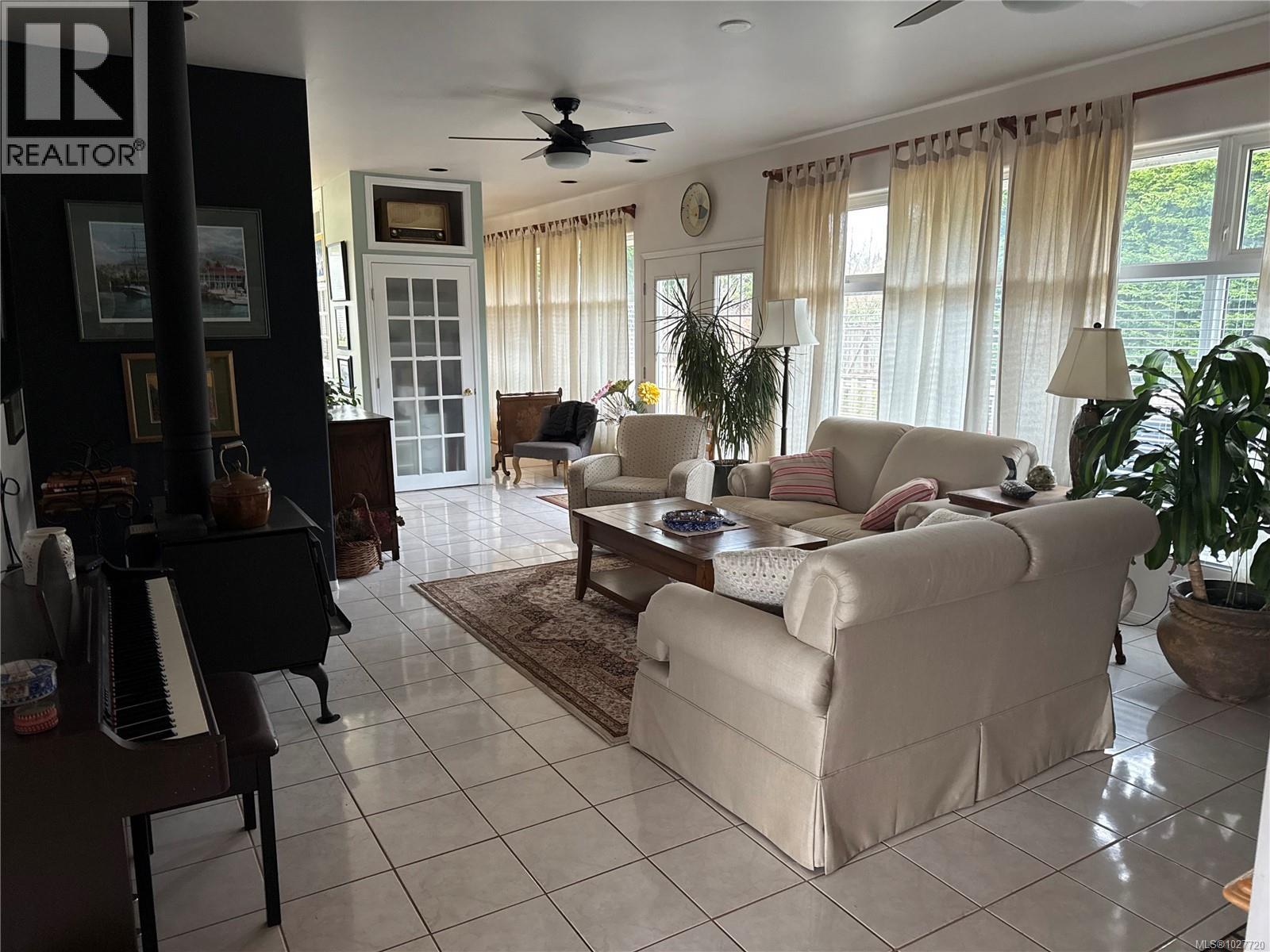 7640 Eagle Cres W, Port Hardy, British Columbia  V0N 2P0 - Photo 12 - 1027720