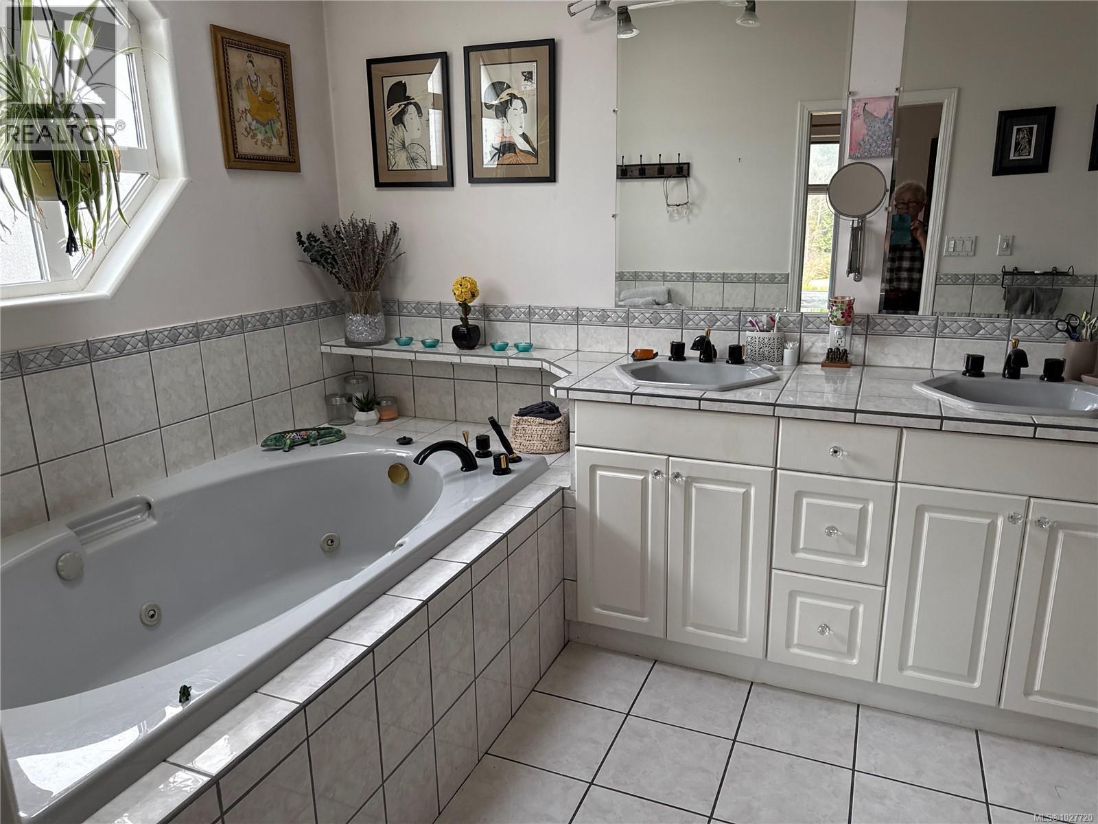 7640 Eagle Cres W, Port Hardy, British Columbia  V0N 2P0 - Photo 19 - 1027720