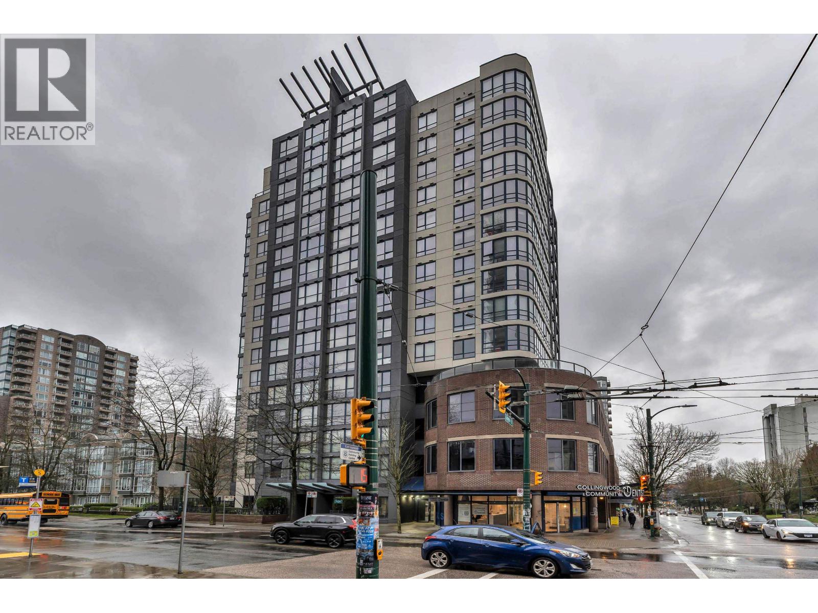 205 3438 VANNESS AVENUE, Vancouver