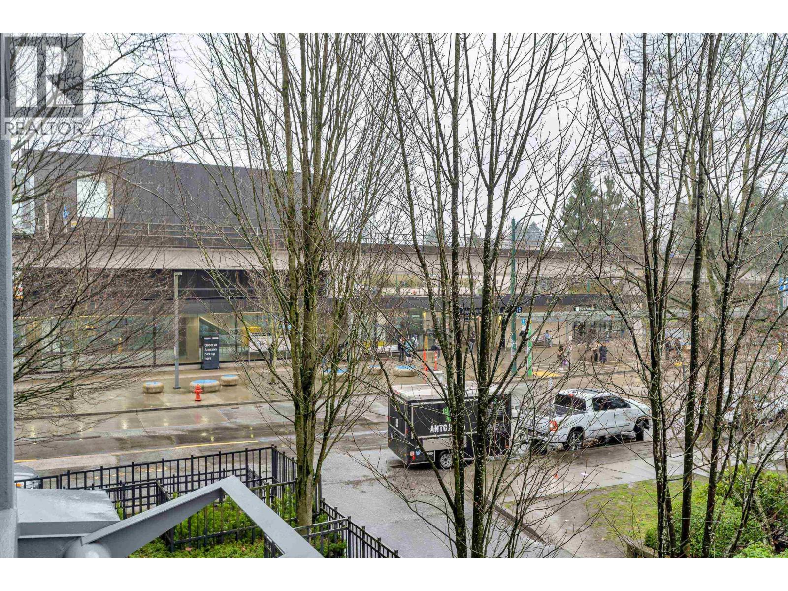 Listing Picture 22 of 35 : 205 3438 VANNESS AVENUE, Vancouver / 溫哥華 - 魯藝地產 Yvonne Lu Group - MLS Medallion Club Member