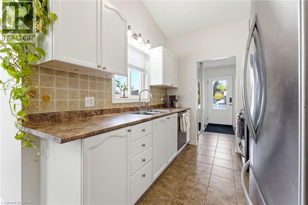 530 Mortimer Drive, Cambridge, Ontario  N3H 5M5 - Photo 13 - 40809434