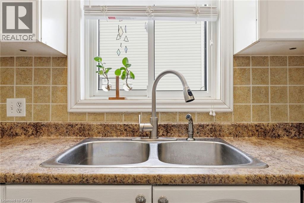 530 Mortimer Drive, Cambridge, Ontario  N3H 5M5 - Photo 14 - 40809434