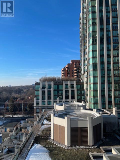 715 - 310 Tweedsmuir Avenue, Toronto, Ontario  M5P 2Y2 - Photo 21 - C12849306