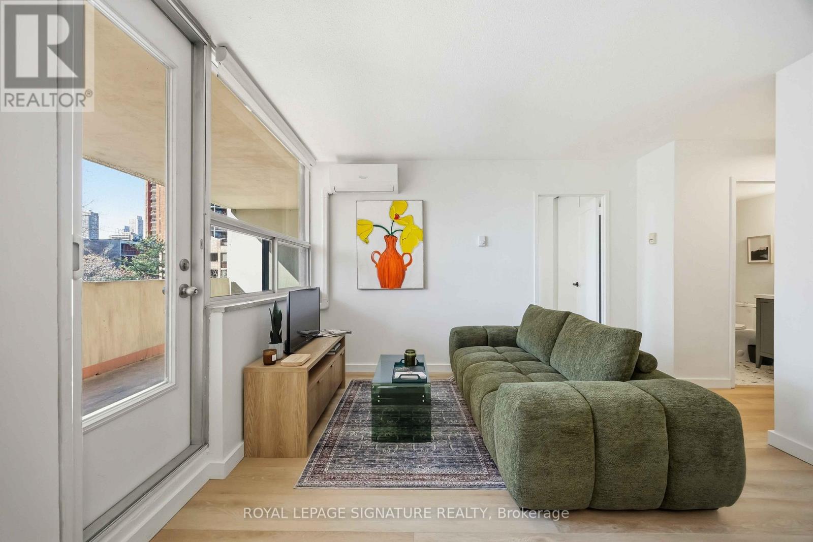 509 - 40 Homewood Avenue, Toronto, Ontario  M4Y 2K2 - Photo 10 - C12849332