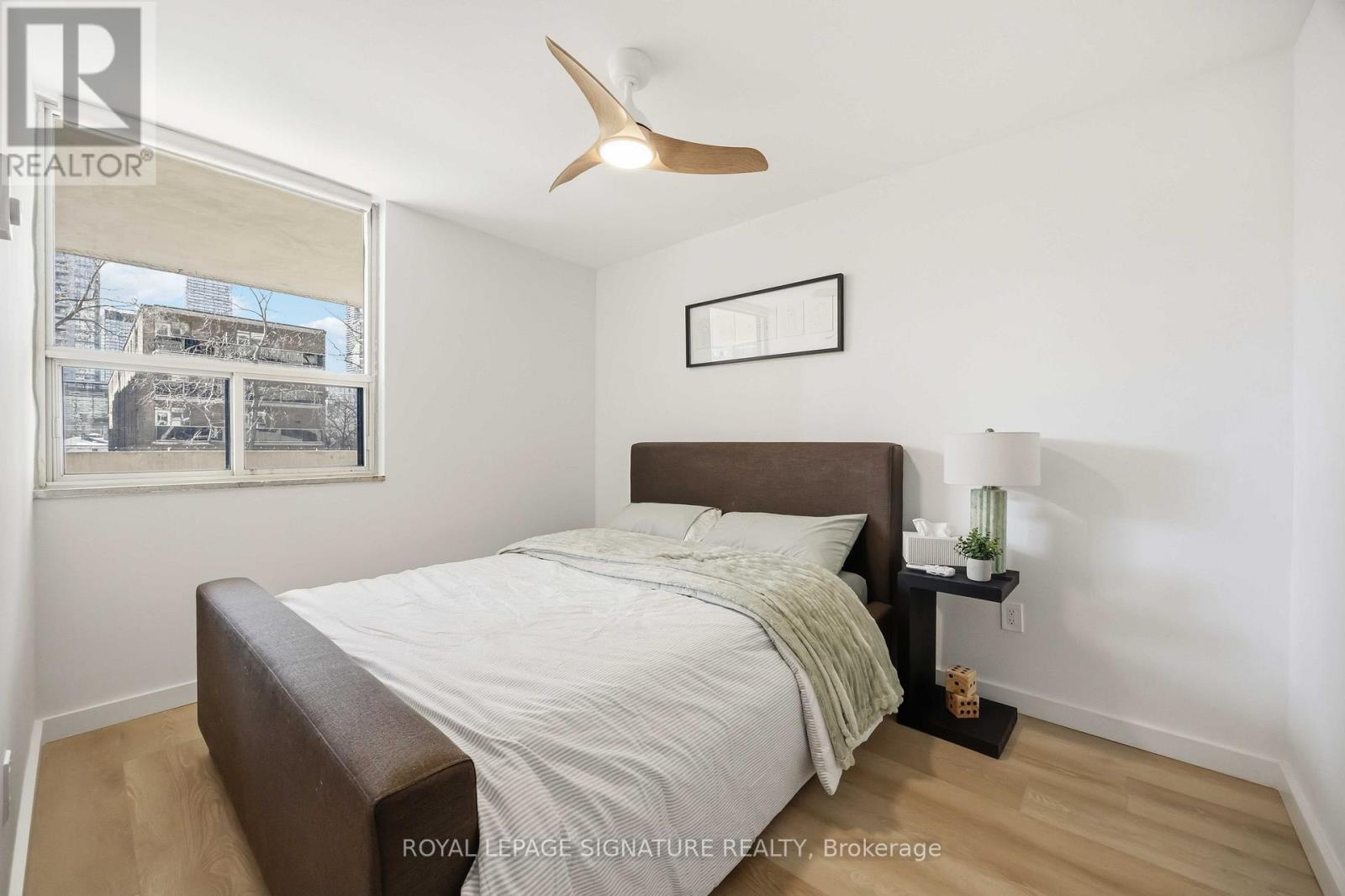 509 - 40 Homewood Avenue, Toronto, Ontario  M4Y 2K2 - Photo 24 - C12849332