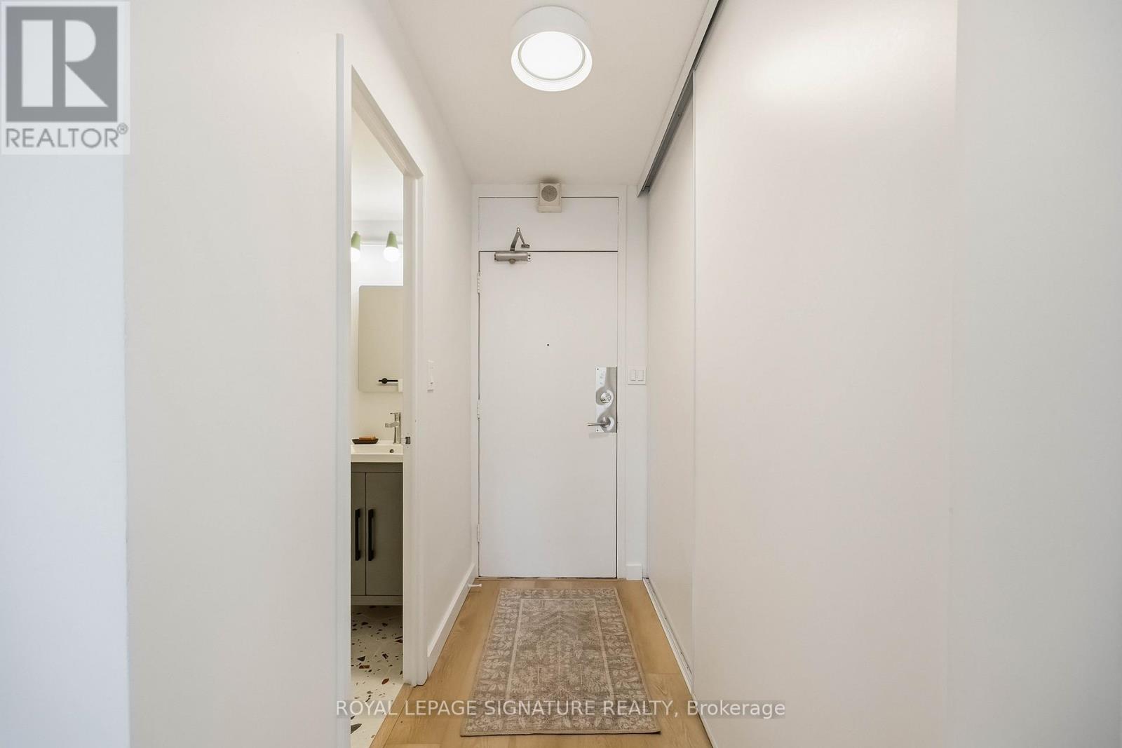 509 - 40 Homewood Avenue, Toronto, Ontario  M4Y 2K2 - Photo 4 - C12849332