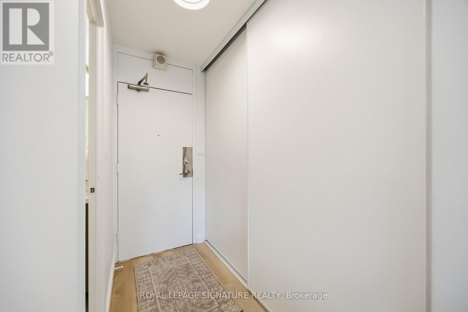 509 - 40 Homewood Avenue, Toronto, Ontario  M4Y 2K2 - Photo 5 - C12849332