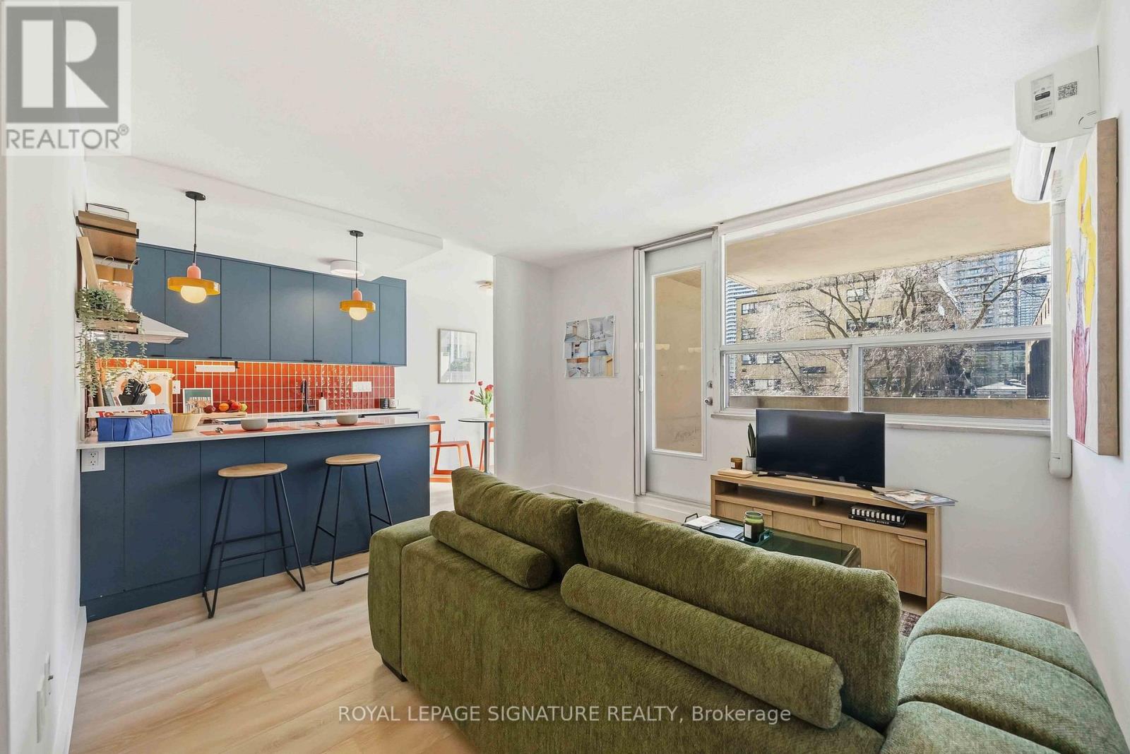 509 - 40 Homewood Avenue, Toronto, Ontario  M4Y 2K2 - Photo 8 - C12849332