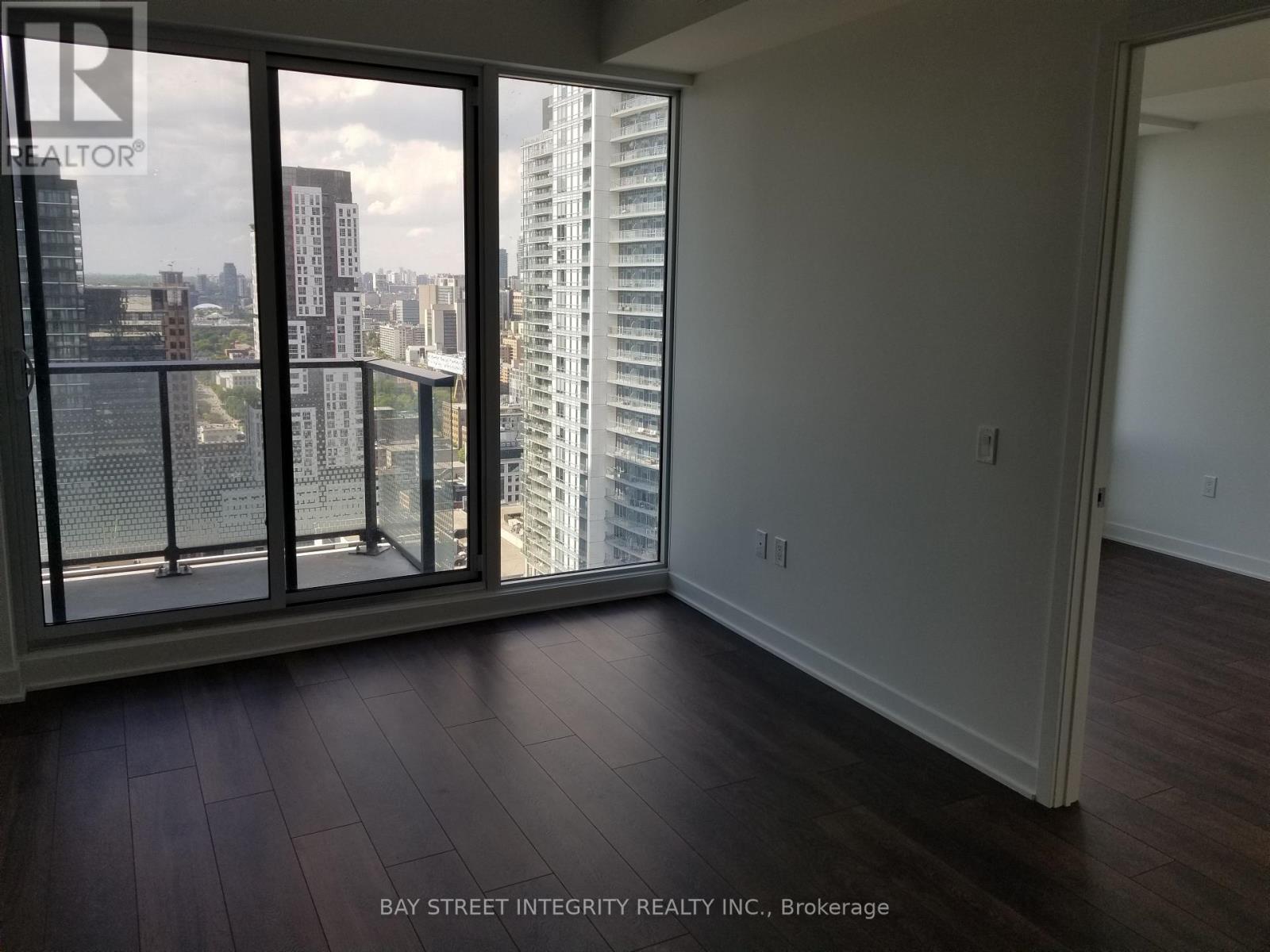 3707 - 125 Blue Jays Way, Toronto, Ontario  M5V 0N5 - Photo 4 - C12849378