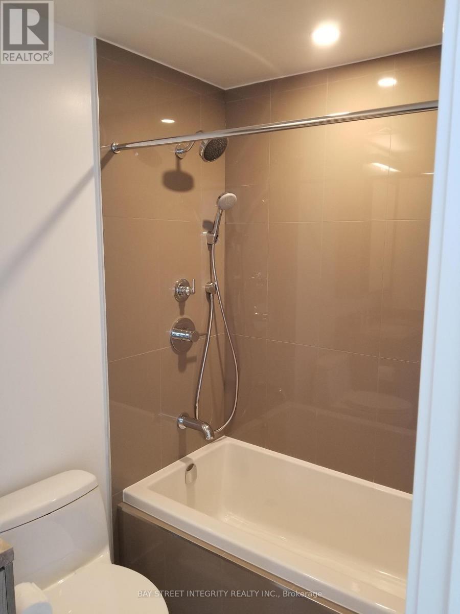 3707 - 125 Blue Jays Way, Toronto, Ontario  M5V 0N5 - Photo 6 - C12849378