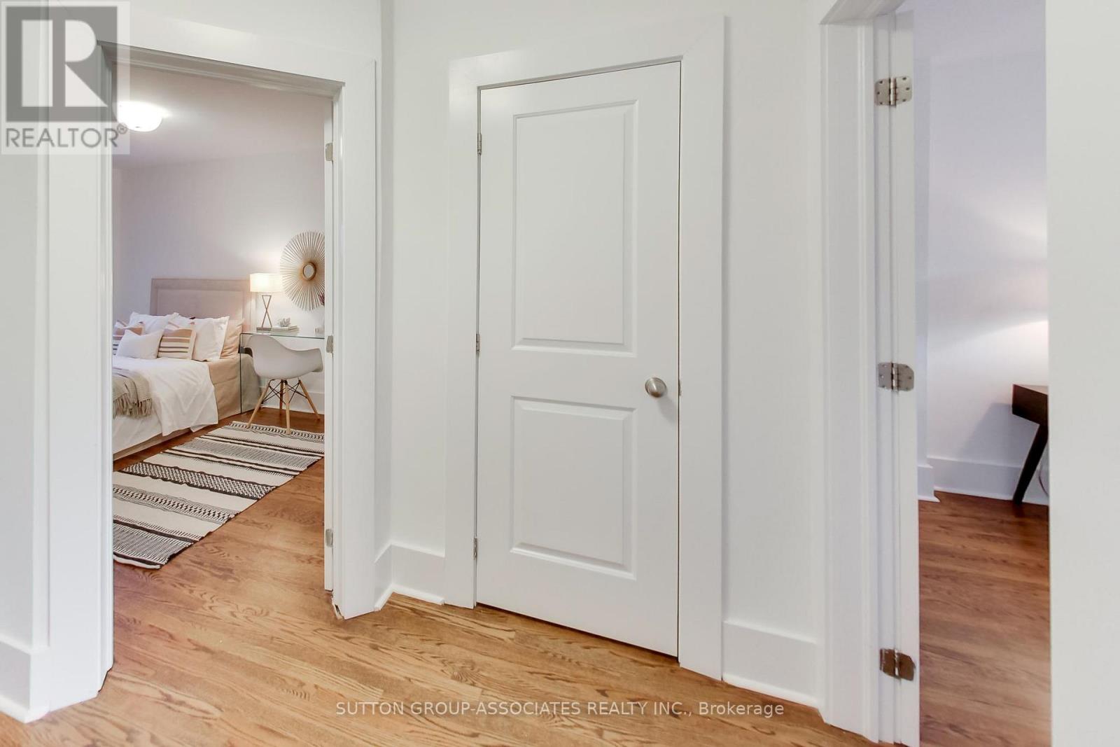 177 Westmount Avenue, Toronto, Ontario  M6E 3M6 - Photo 19 - C12849468