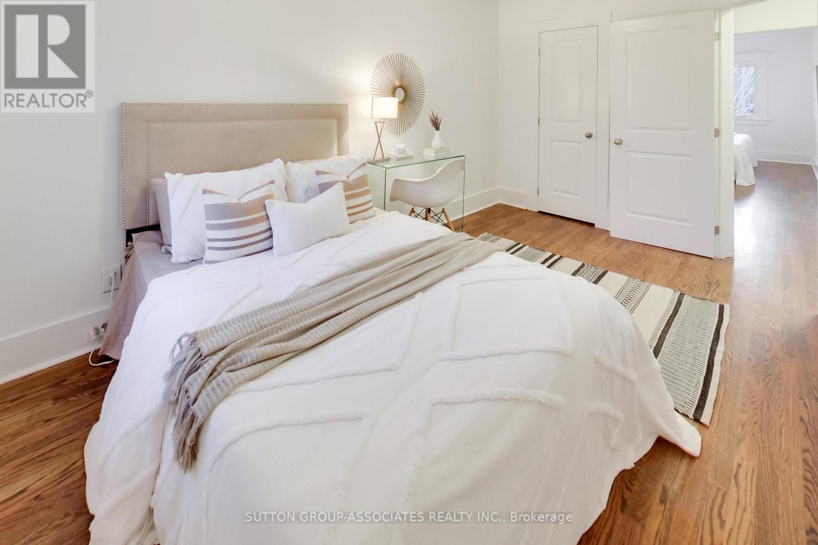 177 Westmount Avenue, Toronto, Ontario  M6E 3M6 - Photo 27 - C12849468