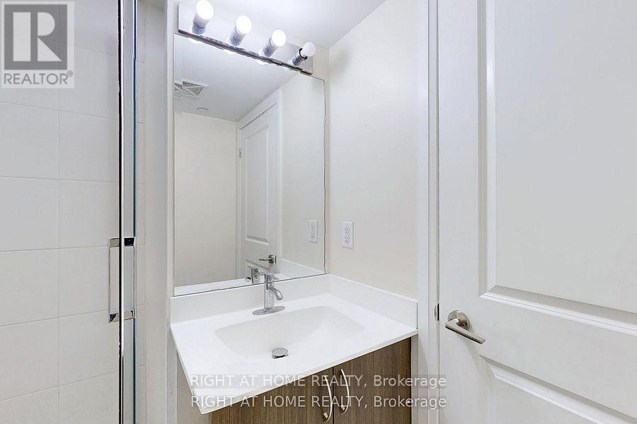 610 - 741 Sheppard Avenue W, Toronto, Ontario  M3H 0C9 - Photo 29 - C12849524