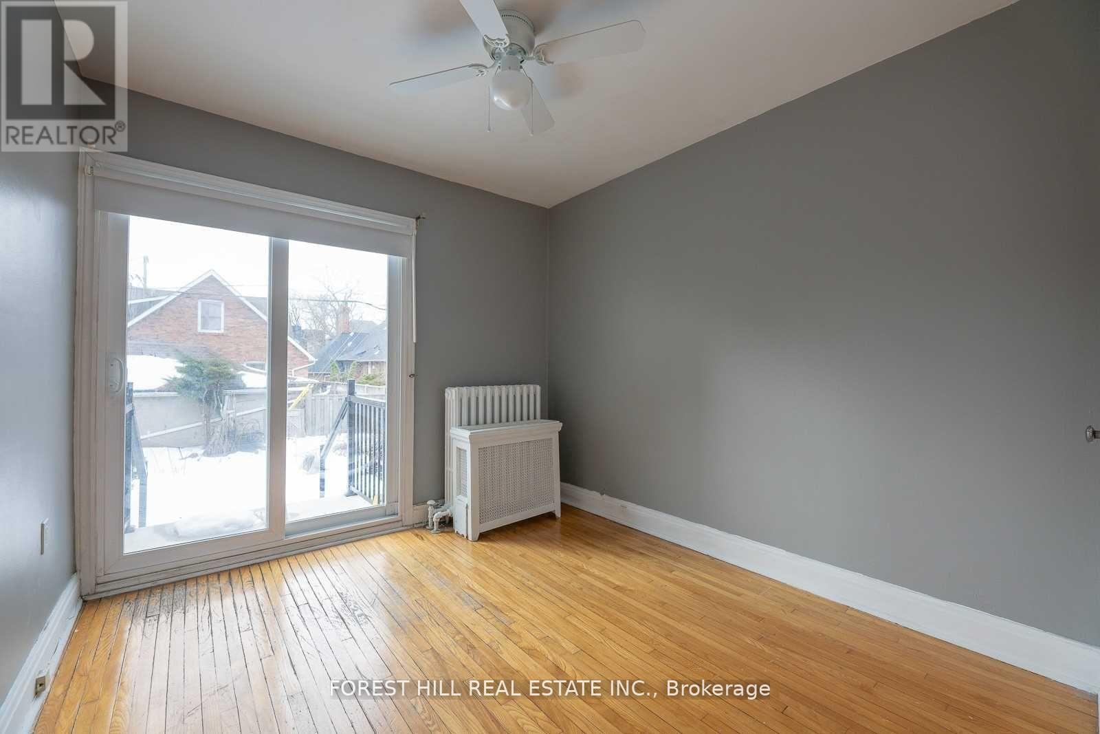 6 Park Hill Road, Toronto, Ontario  M6C 3M9 - Photo 9 - C12849540