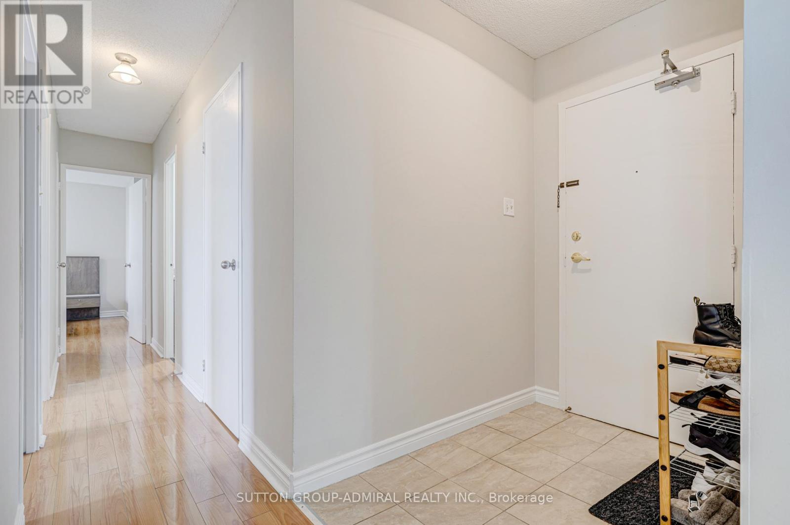 1006 - 175 Hilda Avenue, Toronto, Ontario  M2M 1V8 - Photo 2 - C12849556