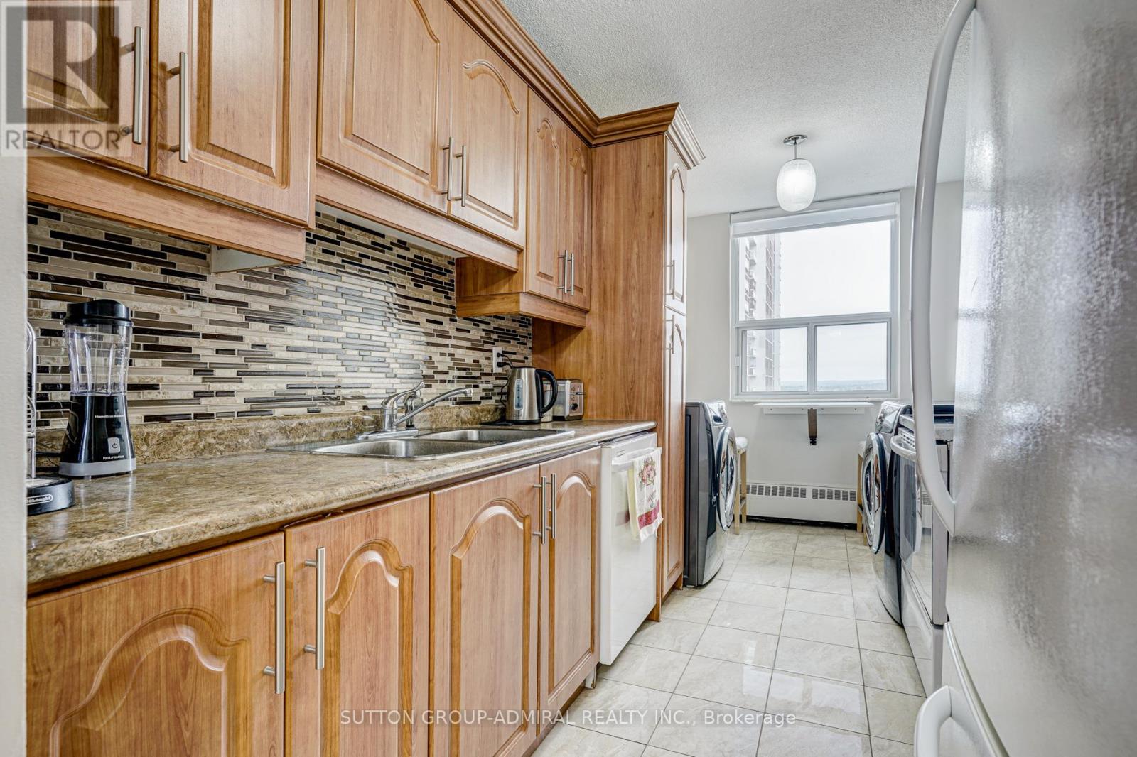 1006 - 175 Hilda Avenue, Toronto, Ontario  M2M 1V8 - Photo 8 - C12849556