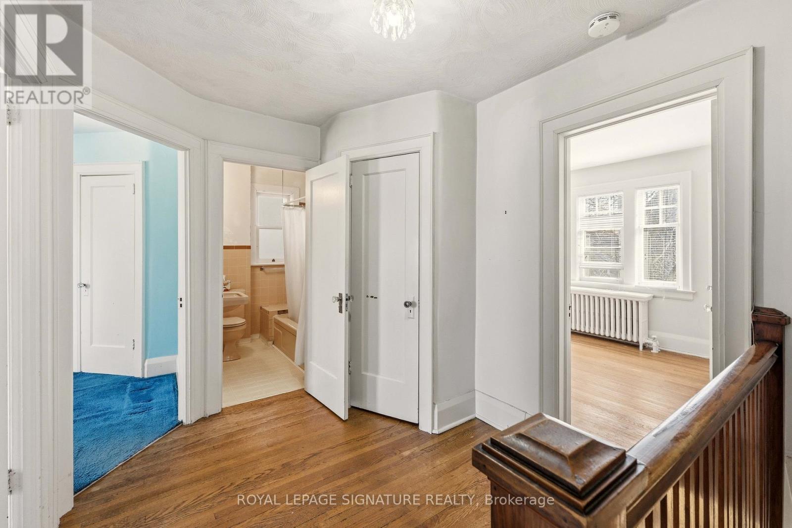 212 Cranbrooke Avenue, Toronto, Ontario  M5M 1M7 - Photo 6 - C12849568