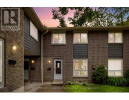 18 ROCK FERN WAY, Toronto, Ontario