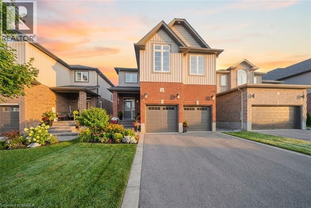 32 ARLINGTON Parkway, paris, Ontario