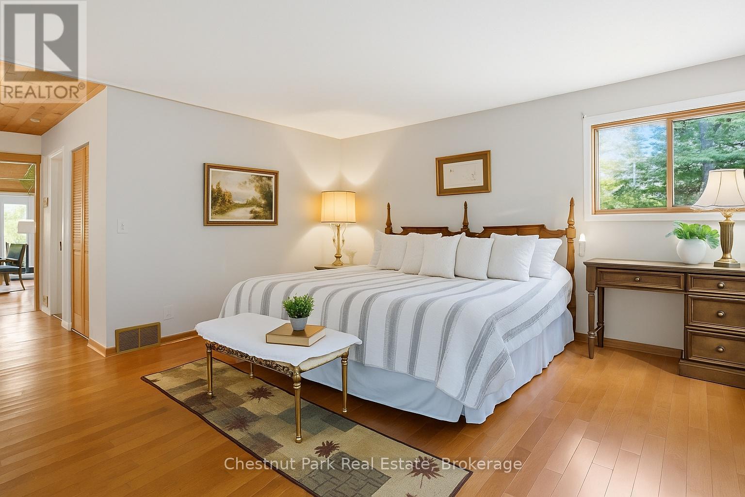 1077 Fairy Falls Road, Lake Of Bays (Mclean), Ontario  P0B 1A0 - Photo 20 - X12849558