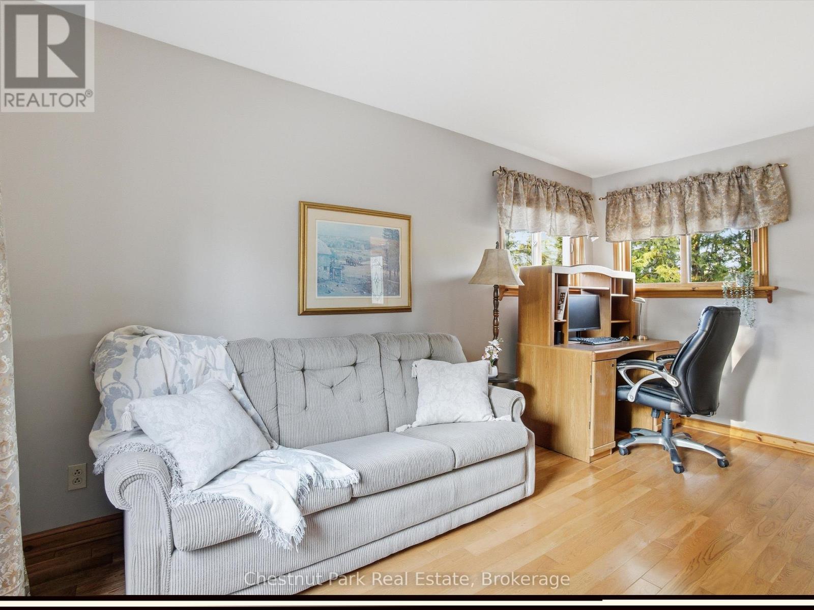 1077 Fairy Falls Road, Lake Of Bays (Mclean), Ontario  P0B 1A0 - Photo 26 - X12849558