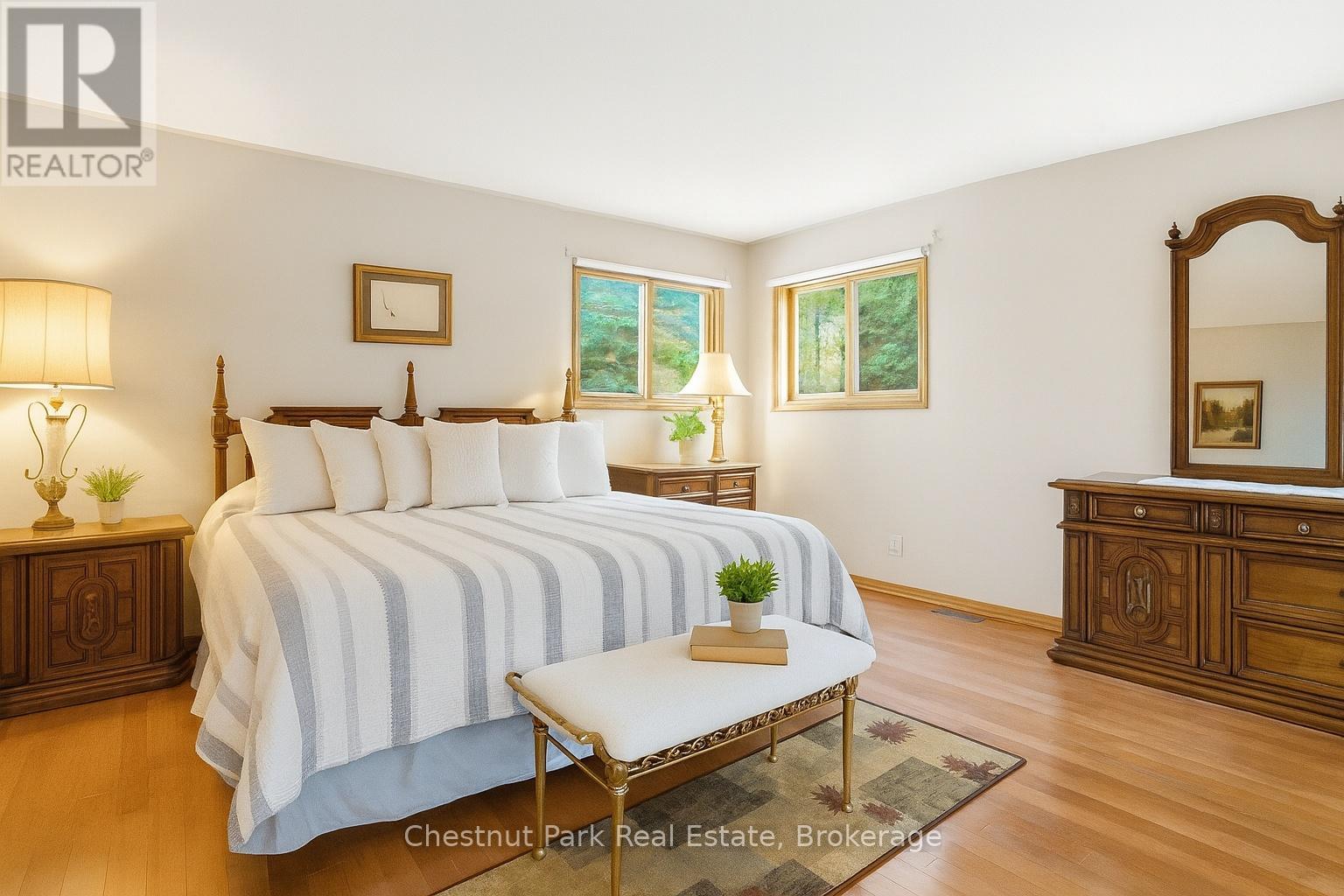 1077 Fairy Falls Road, Lake Of Bays (Mclean), Ontario  P0B 1A0 - Photo 19 - X12849558