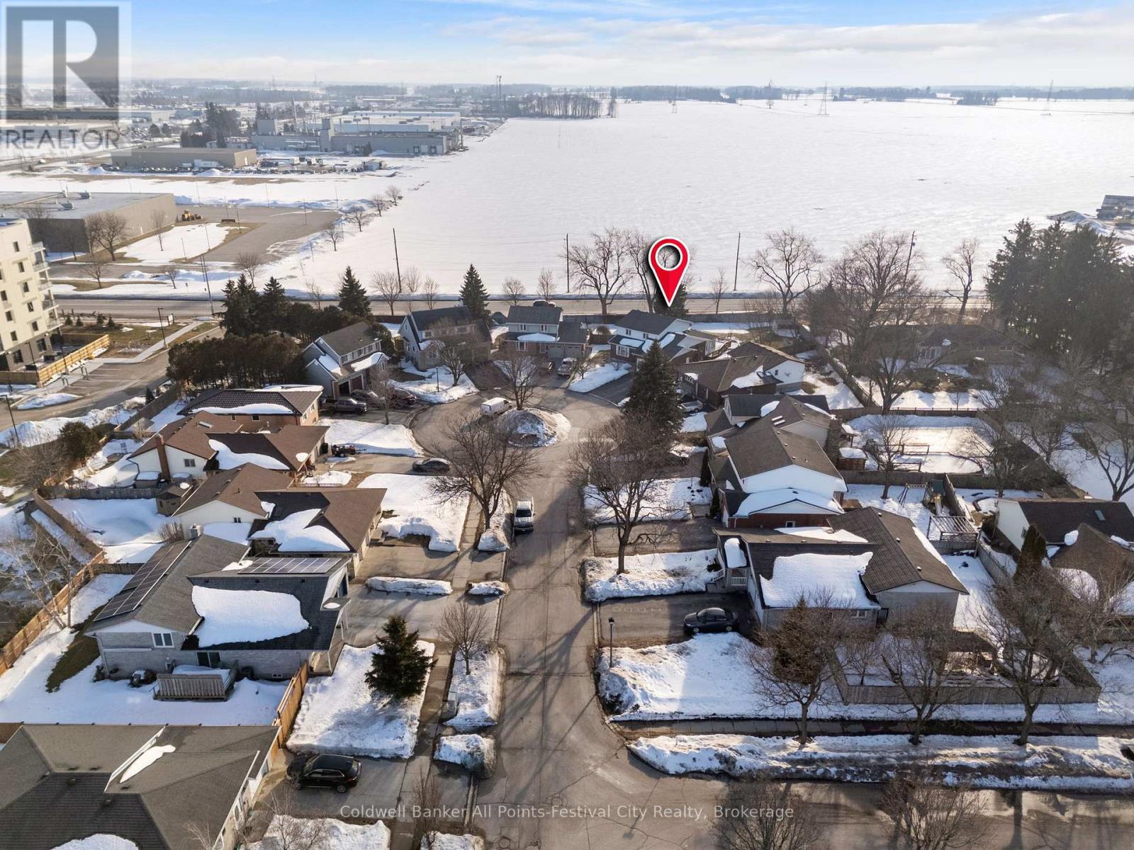 68 Sprung Court, Stratford, Ontario  N4Z 1G7 - Photo 2 - X12849582