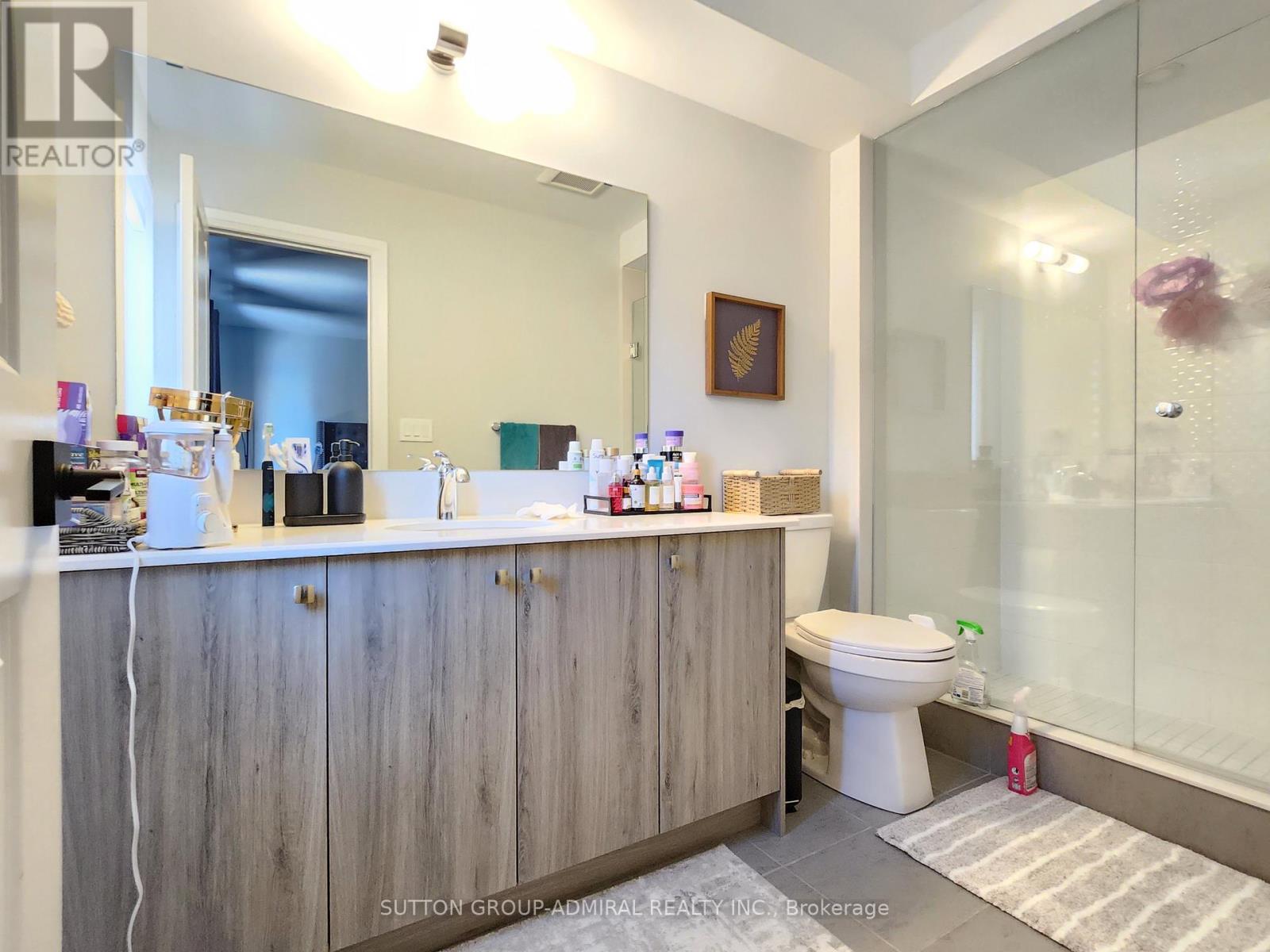 984 Crowsnest Hollow, Pickering, Ontario  L1X 0P4 - Photo 13 - E12849256