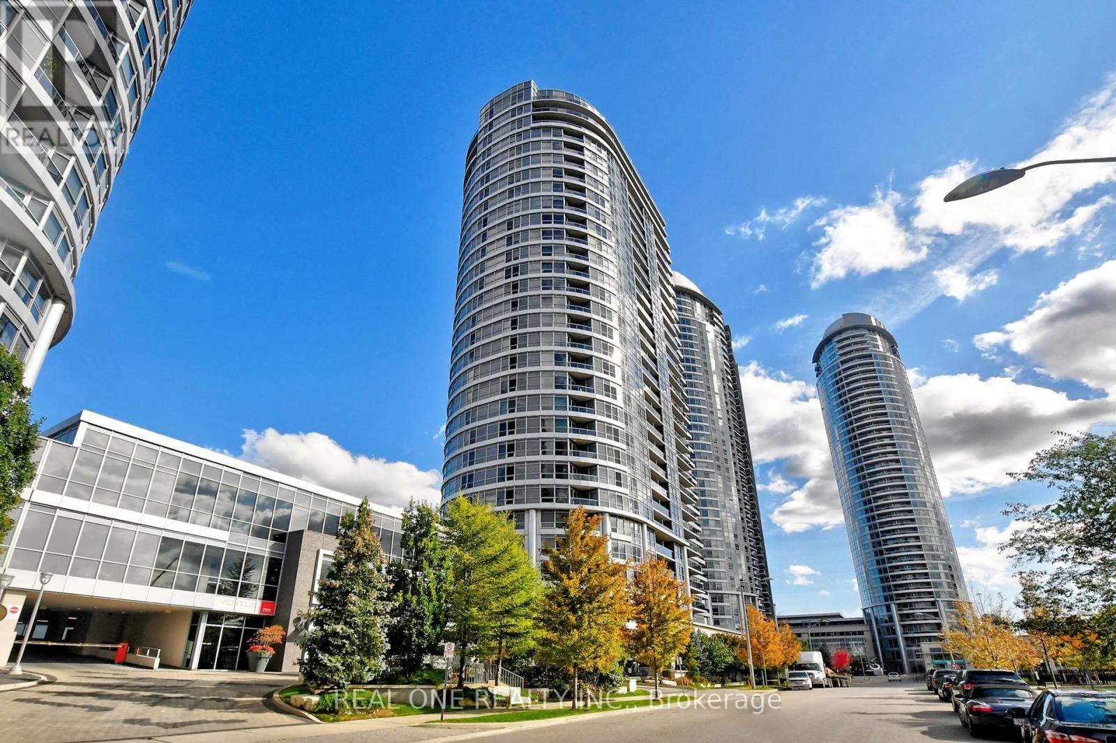 1008 - 151 VILLAGE GREEN SQUARE, Toronto, Ontario