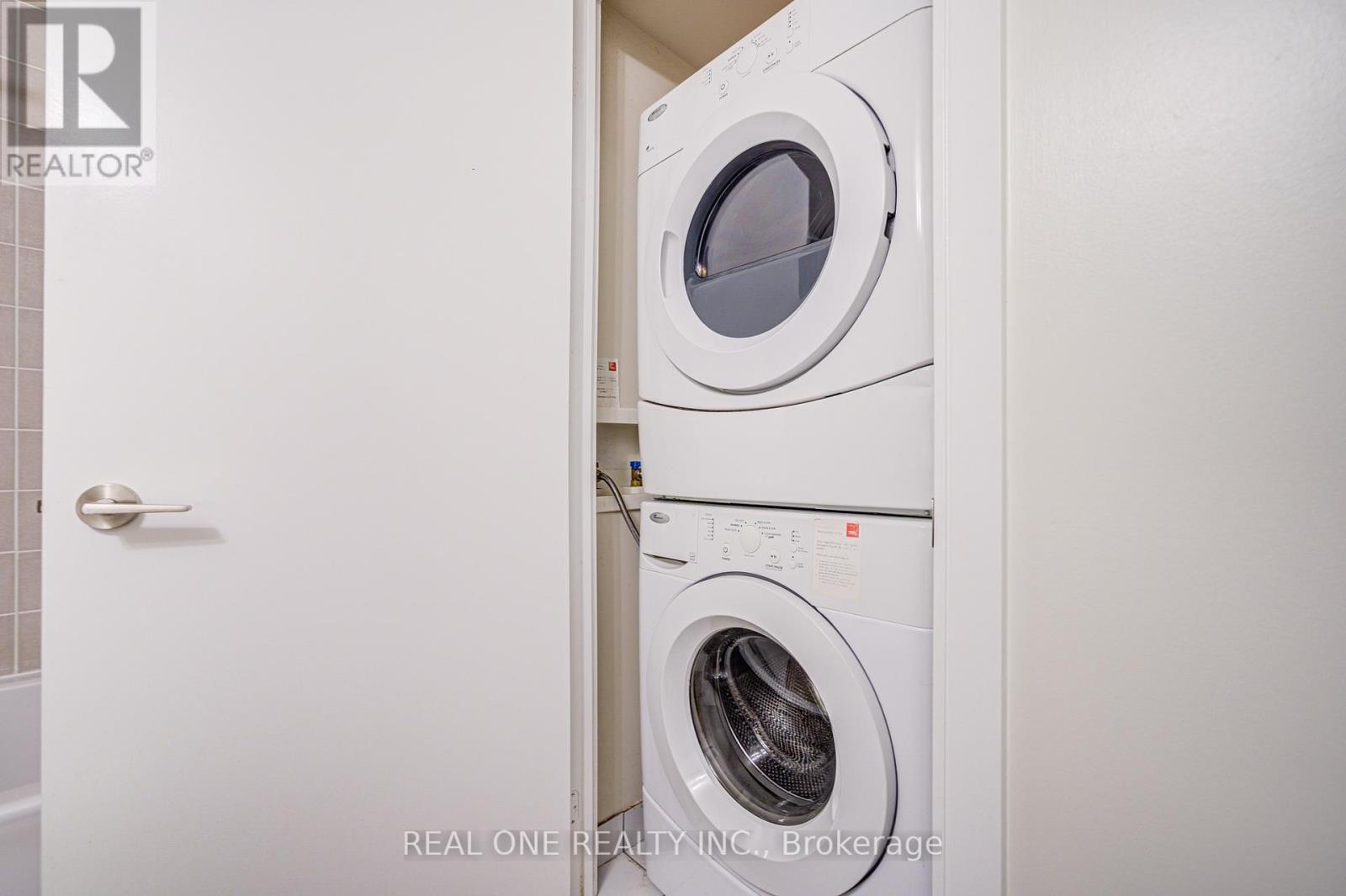 1008 - 151 Village Green Square, Toronto, Ontario  M1S 0K5 - Photo 12 - E12849258