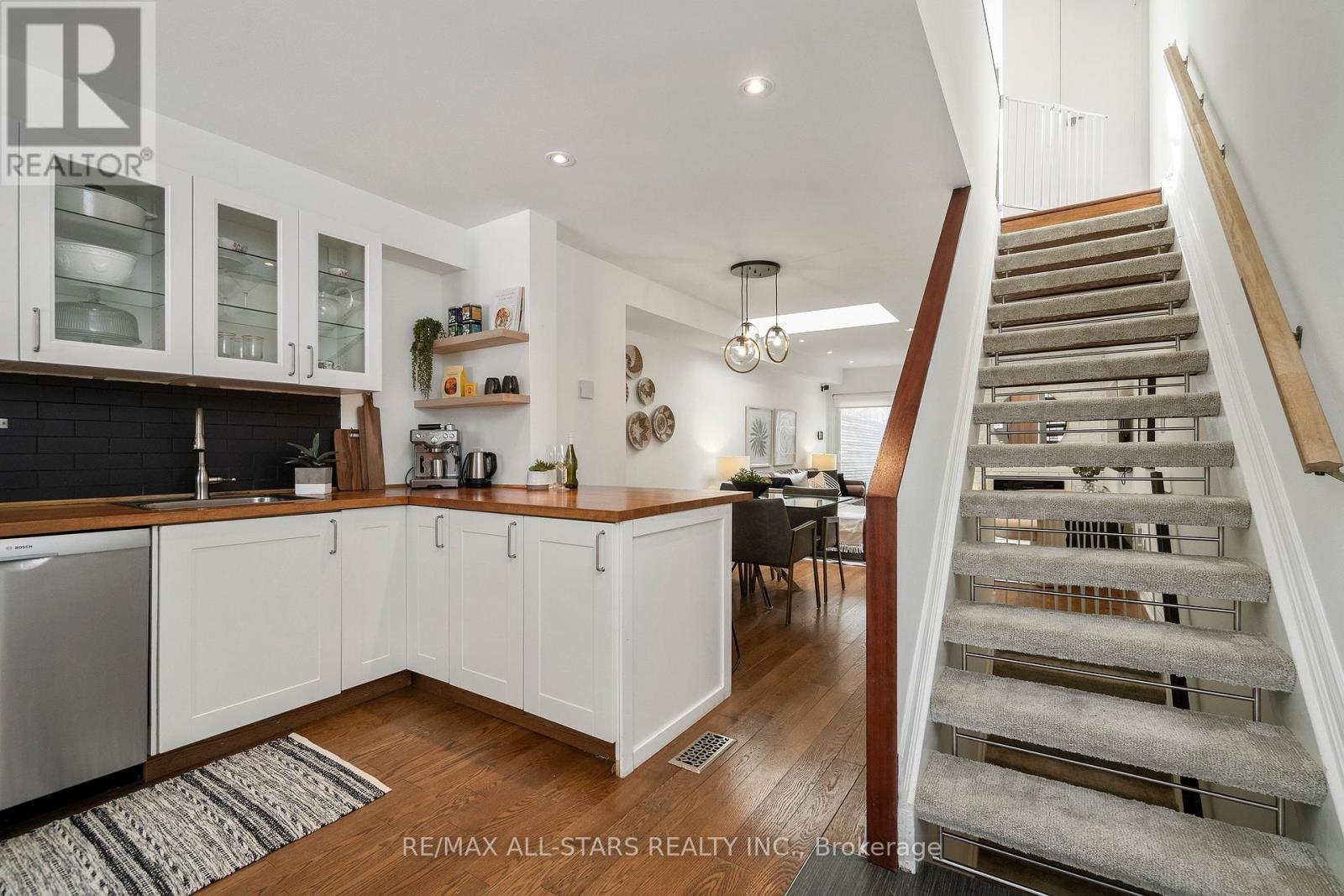 3 - 83 Pape Avenue, Toronto, Ontario  M4M 2V5 - Photo 14 - E12849318