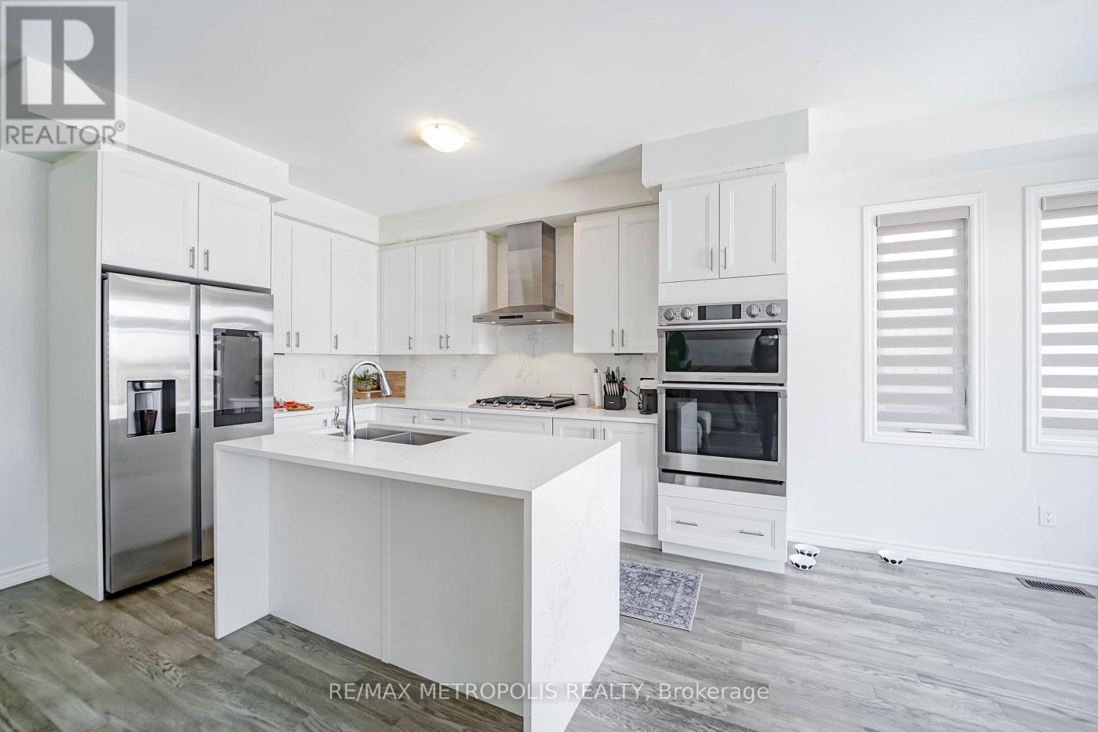 17 Hickling Lane, Ajax, Ontario  L1T 0P9 - Photo 12 - E12849336