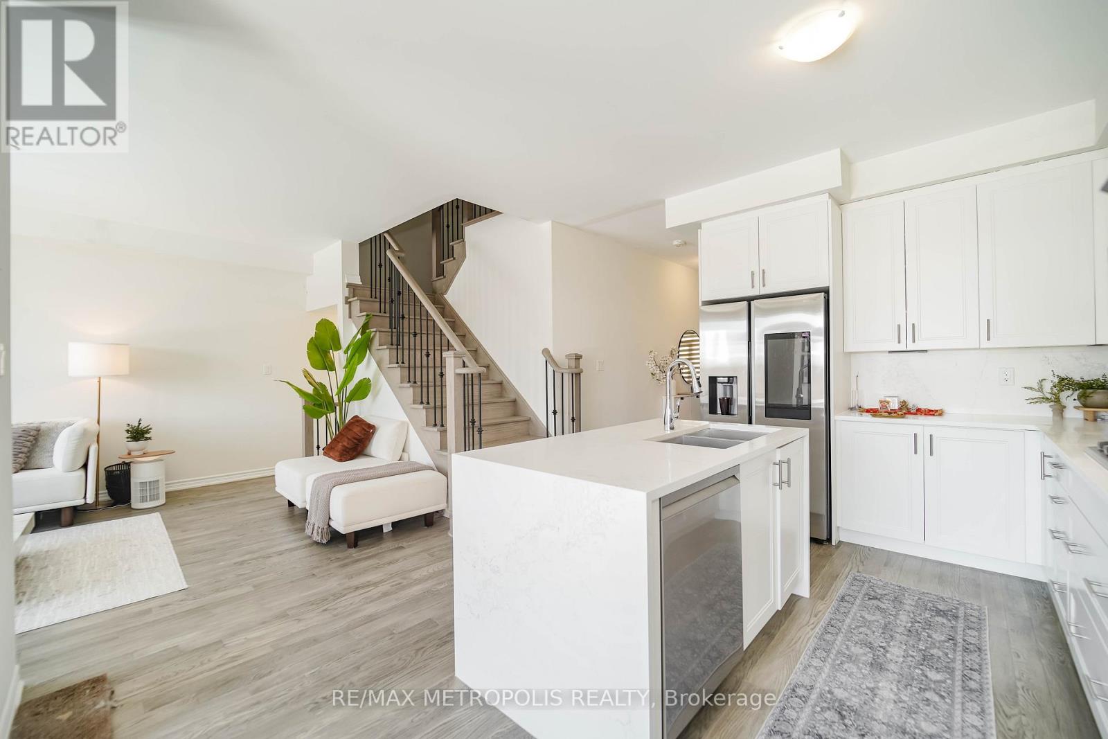 17 Hickling Lane, Ajax, Ontario  L1T 0P9 - Photo 21 - E12849336