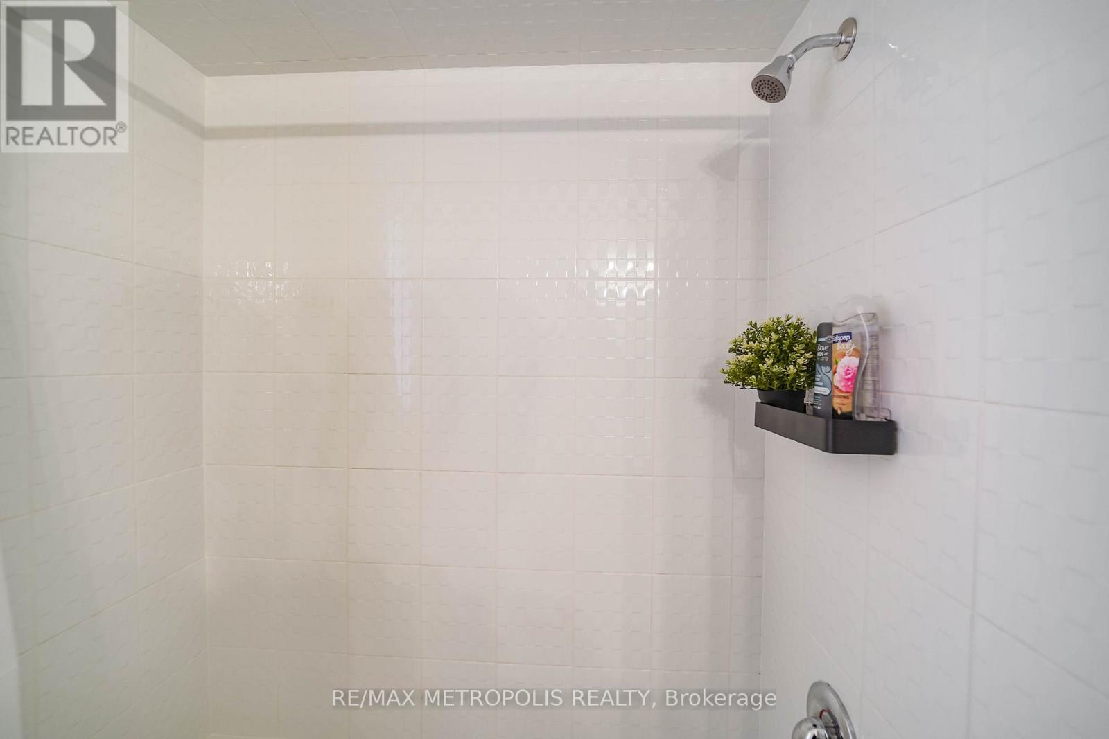 17 Hickling Lane, Ajax, Ontario  L1T 0P9 - Photo 32 - E12849336