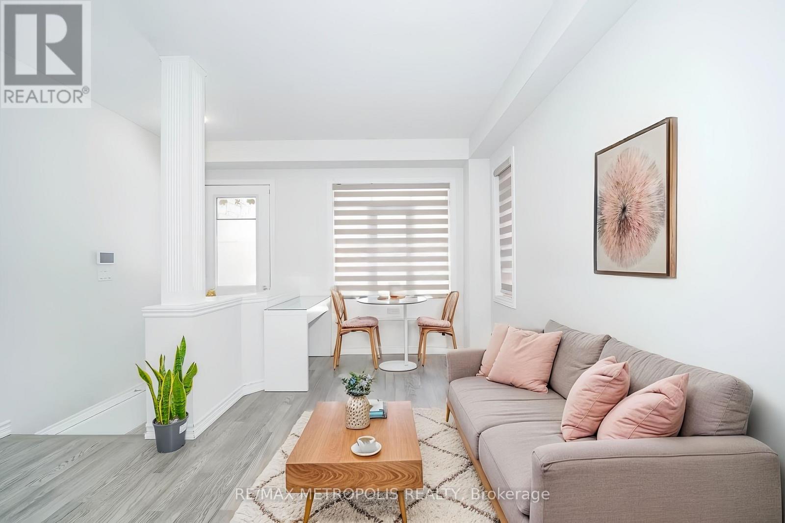 17 Hickling Lane, Ajax, Ontario  L1T 0P9 - Photo 7 - E12849336