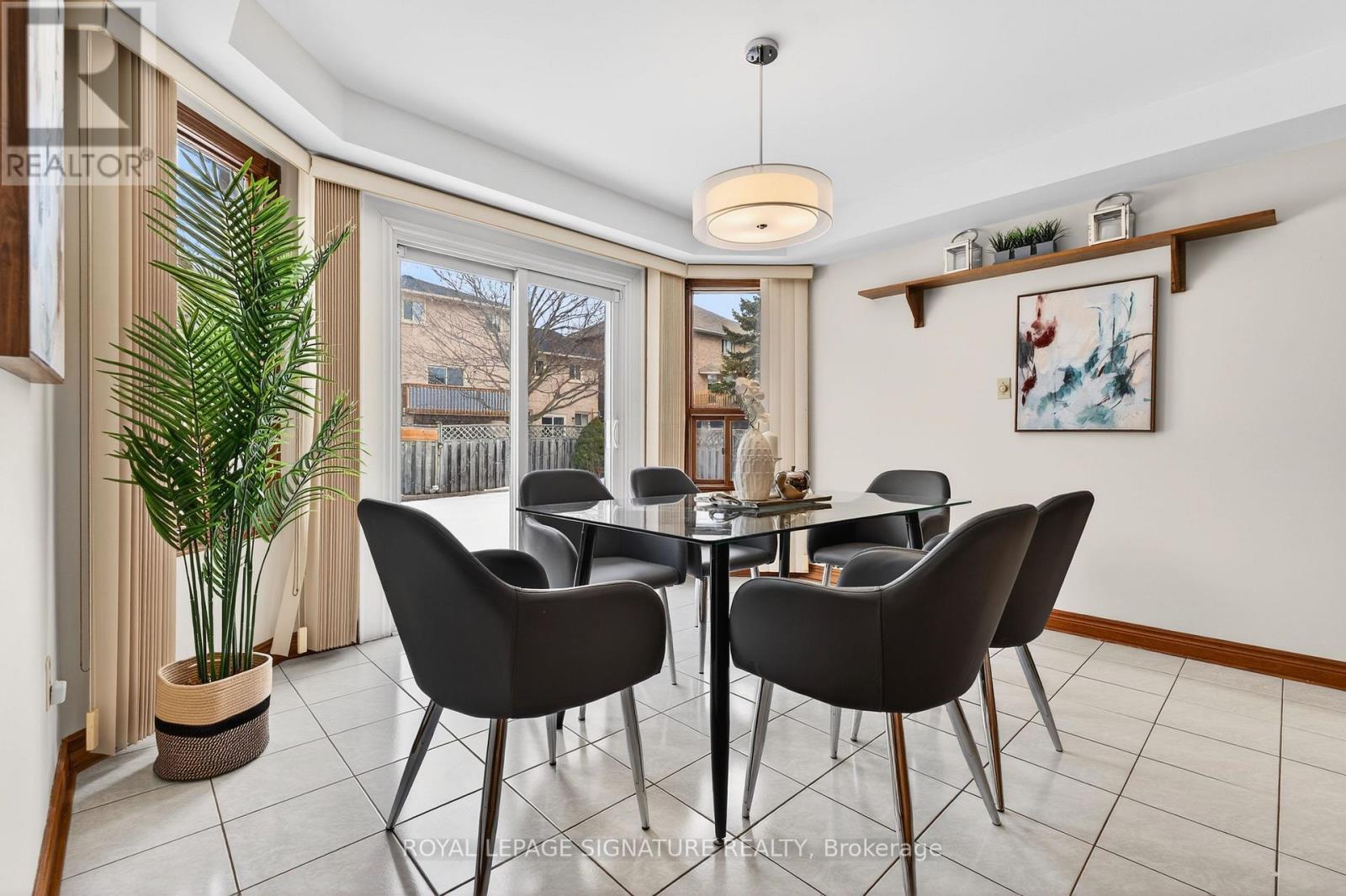 79 Waverly Street N, Oshawa, Ontario  L1J 8G6 - Photo 13 - E12849352