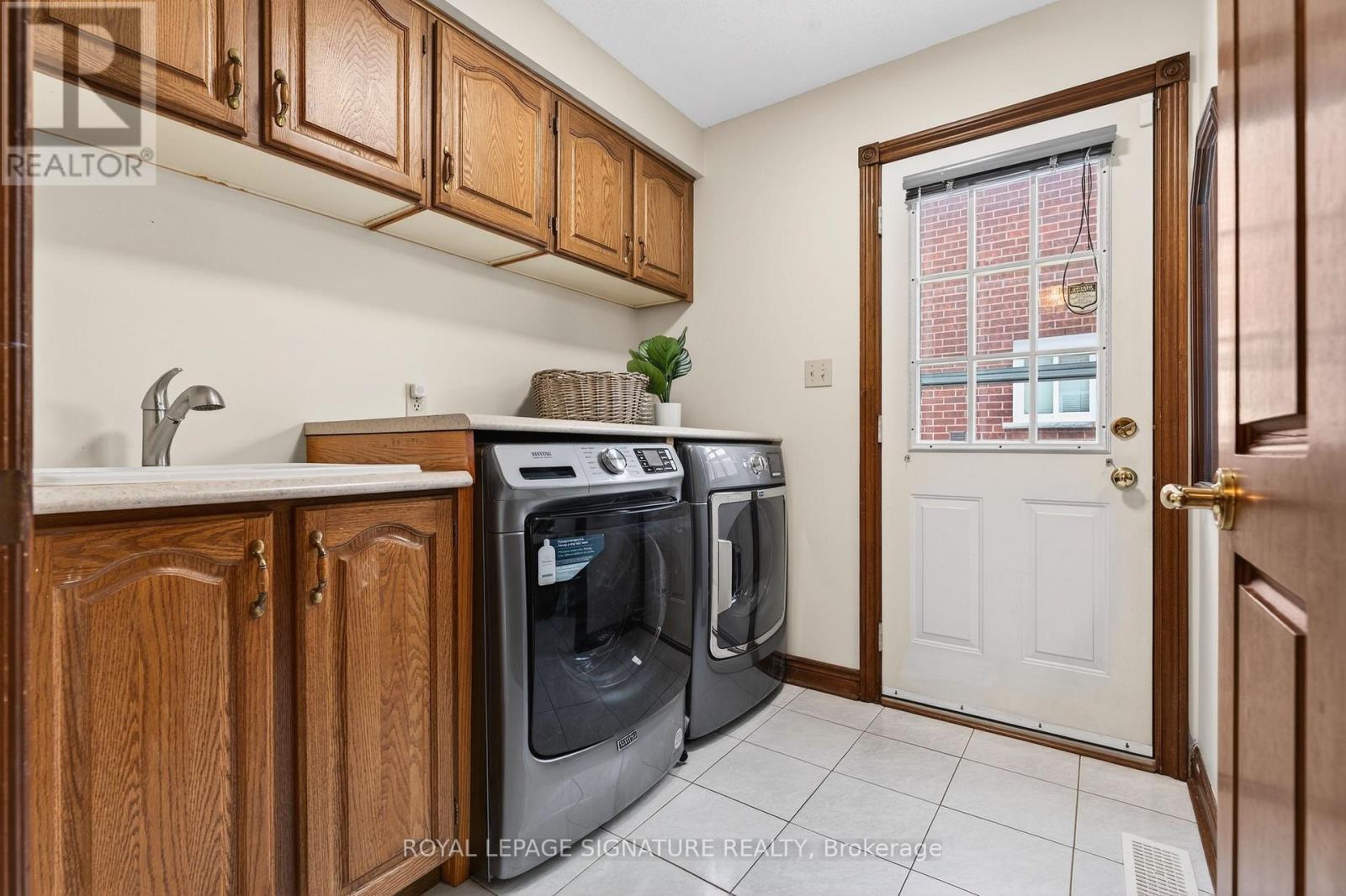 79 Waverly Street N, Oshawa, Ontario  L1J 8G6 - Photo 16 - E12849352