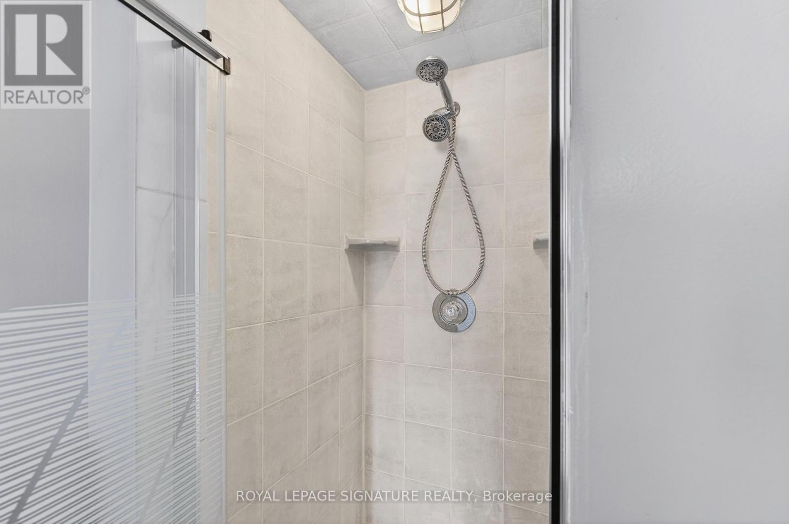 79 Waverly Street N, Oshawa, Ontario  L1J 8G6 - Photo 24 - E12849352