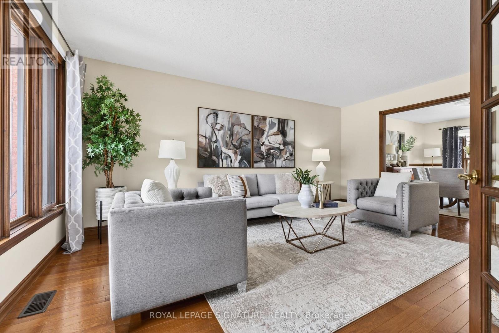 79 Waverly Street N, Oshawa, Ontario  L1J 8G6 - Photo 5 - E12849352