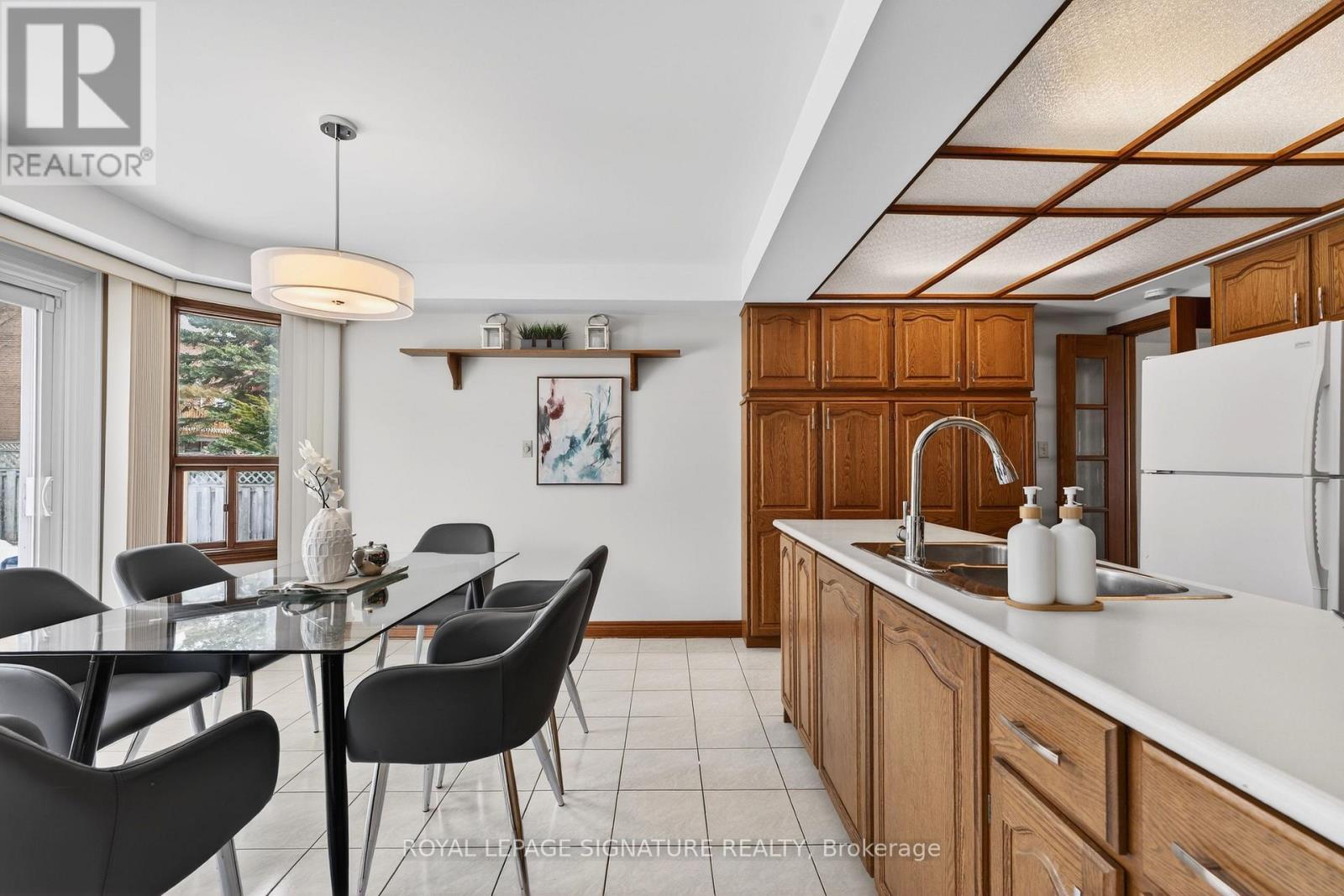 79 Waverly Street N, Oshawa, Ontario  L1J 8G6 - Photo 9 - E12849352