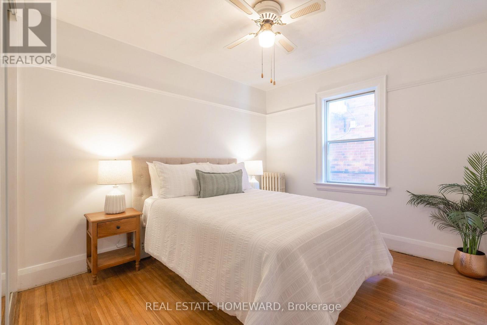 58 Hammersmith Avenue, Toronto, Ontario  M4E 2W4 - Photo 9 - E12849426