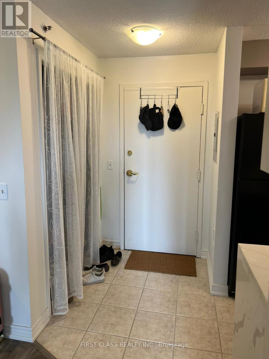 404 - 684 Warden Avenue, Toronto (Clairlea-Birchmount), Ontario  M1L 4W4 - Photo 11 - E12849622