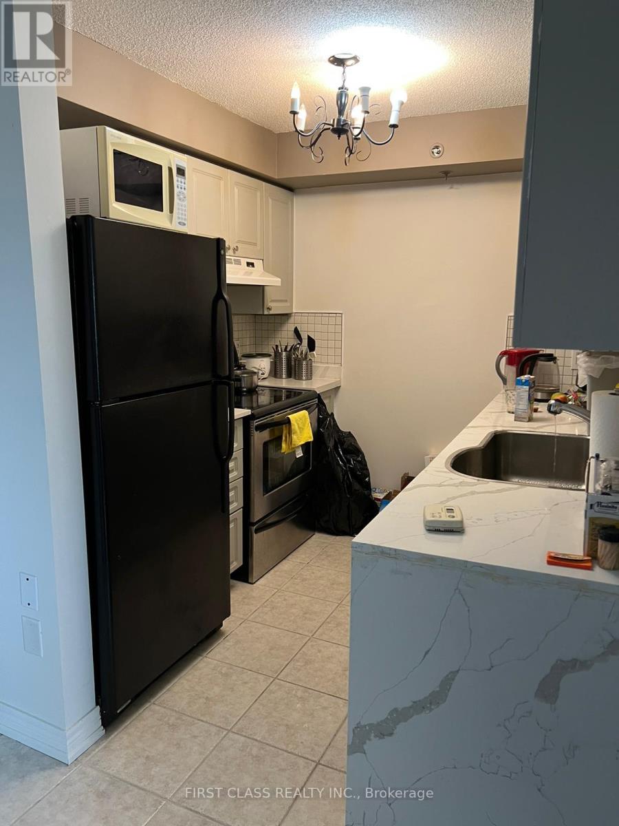 404 - 684 Warden Avenue, Toronto (Clairlea-Birchmount), Ontario  M1L 4W4 - Photo 8 - E12849622