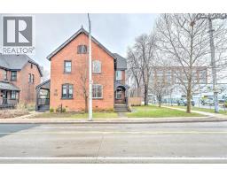 715 WALKER ROAD, Windsor, Ontario