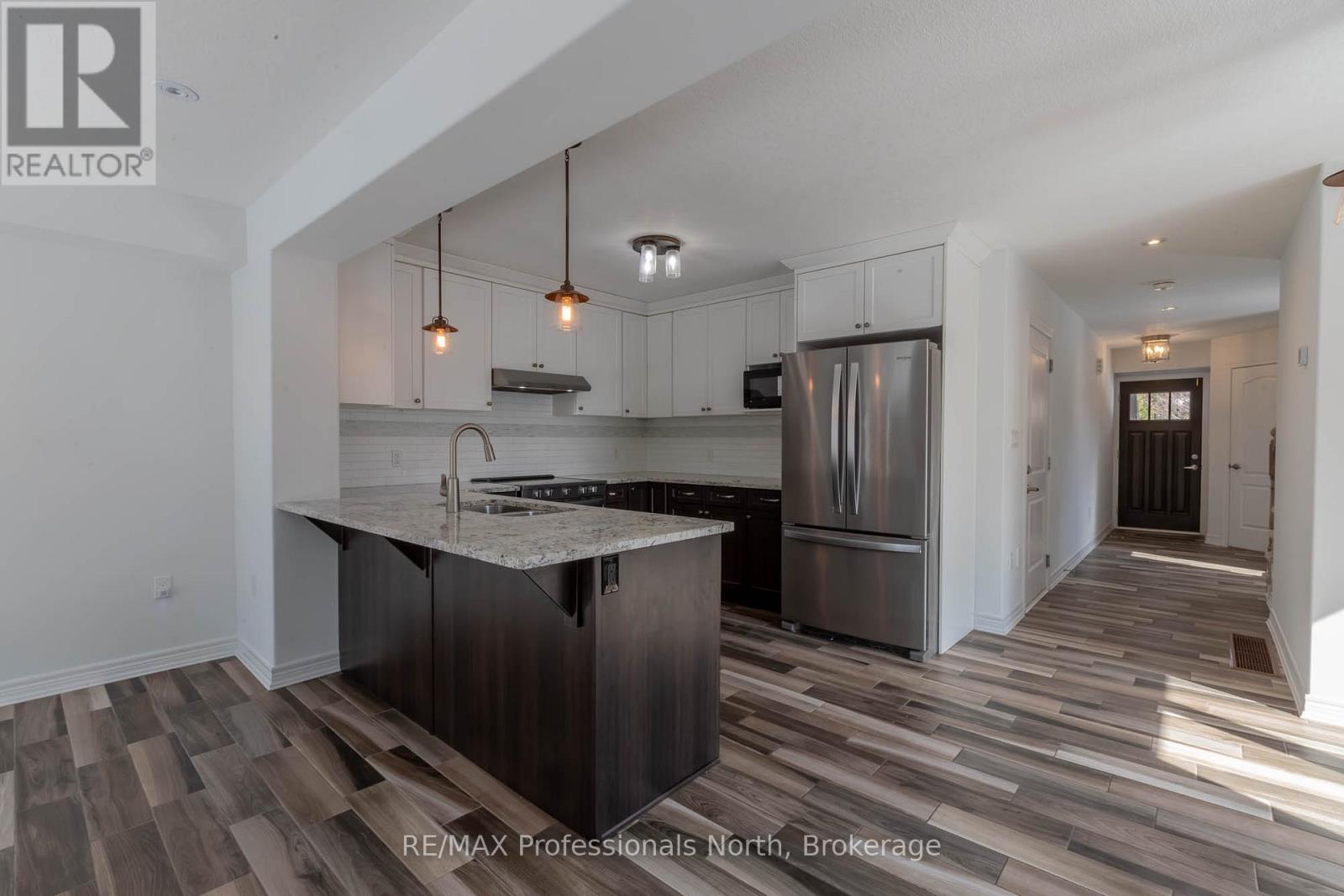 13 Brookside Crossing, Huntsville (Chaffey), Ontario  P1H 1C9 - Photo 13 - X12849626