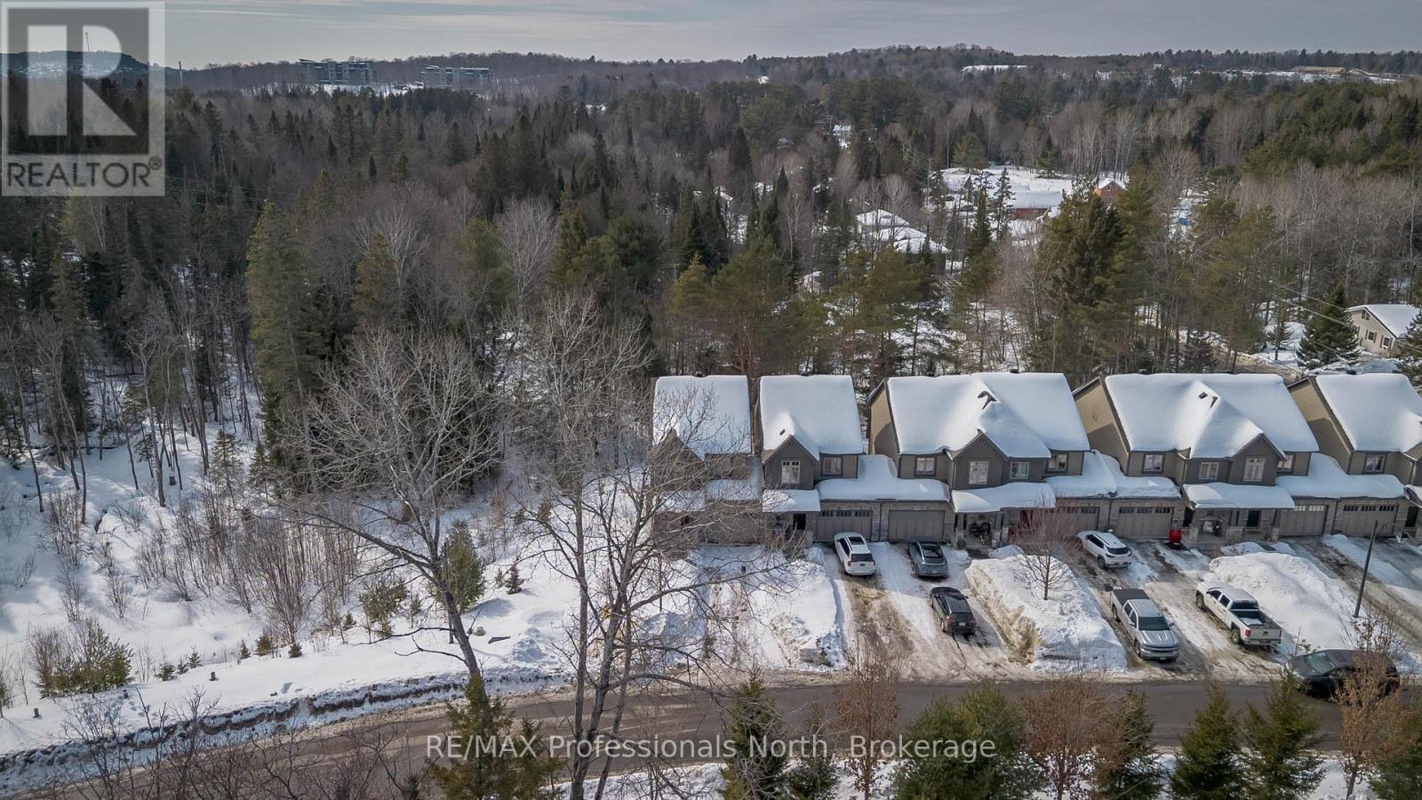 13 Brookside Crossing, Huntsville (Chaffey), Ontario  P1H 1C9 - Photo 48 - X12849626